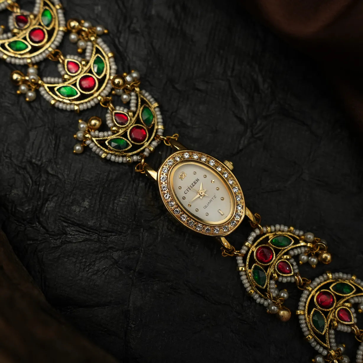 Tiya Polki Watch