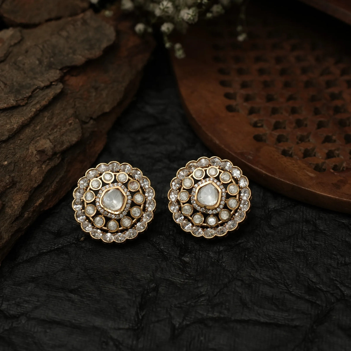 Trariti Polki Ear Stud
