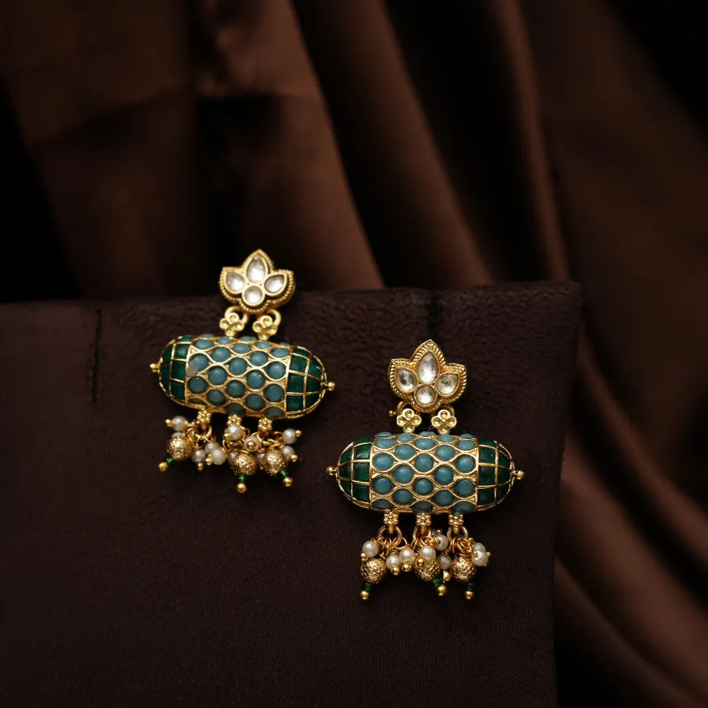 Trinika Antique Hasli Necklace