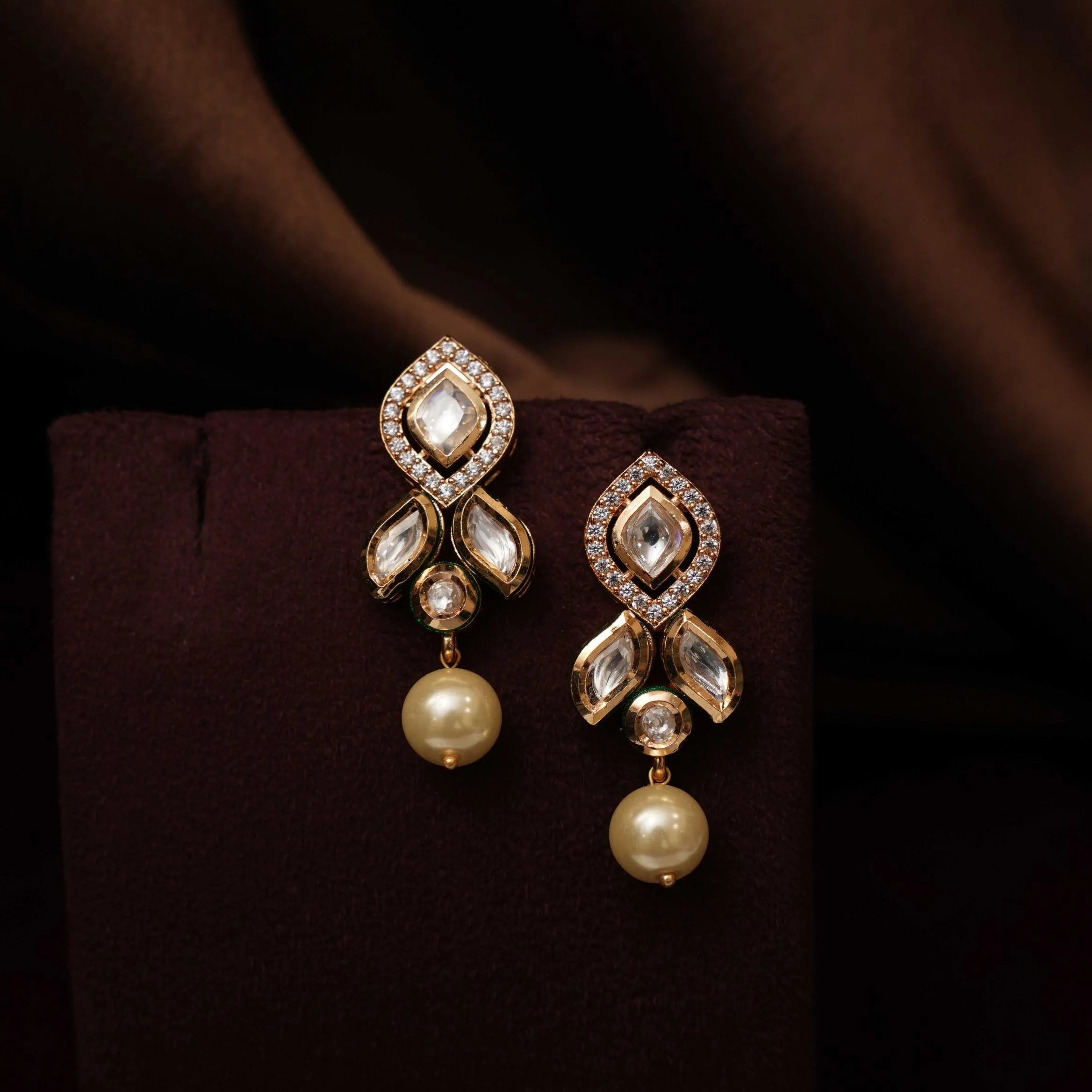 Tulsi Beaded Kundan Necklace