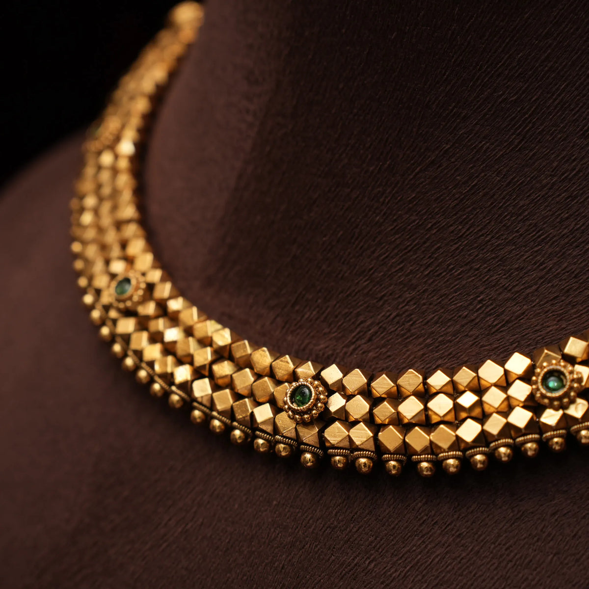 Twara  Antique Choker - Green