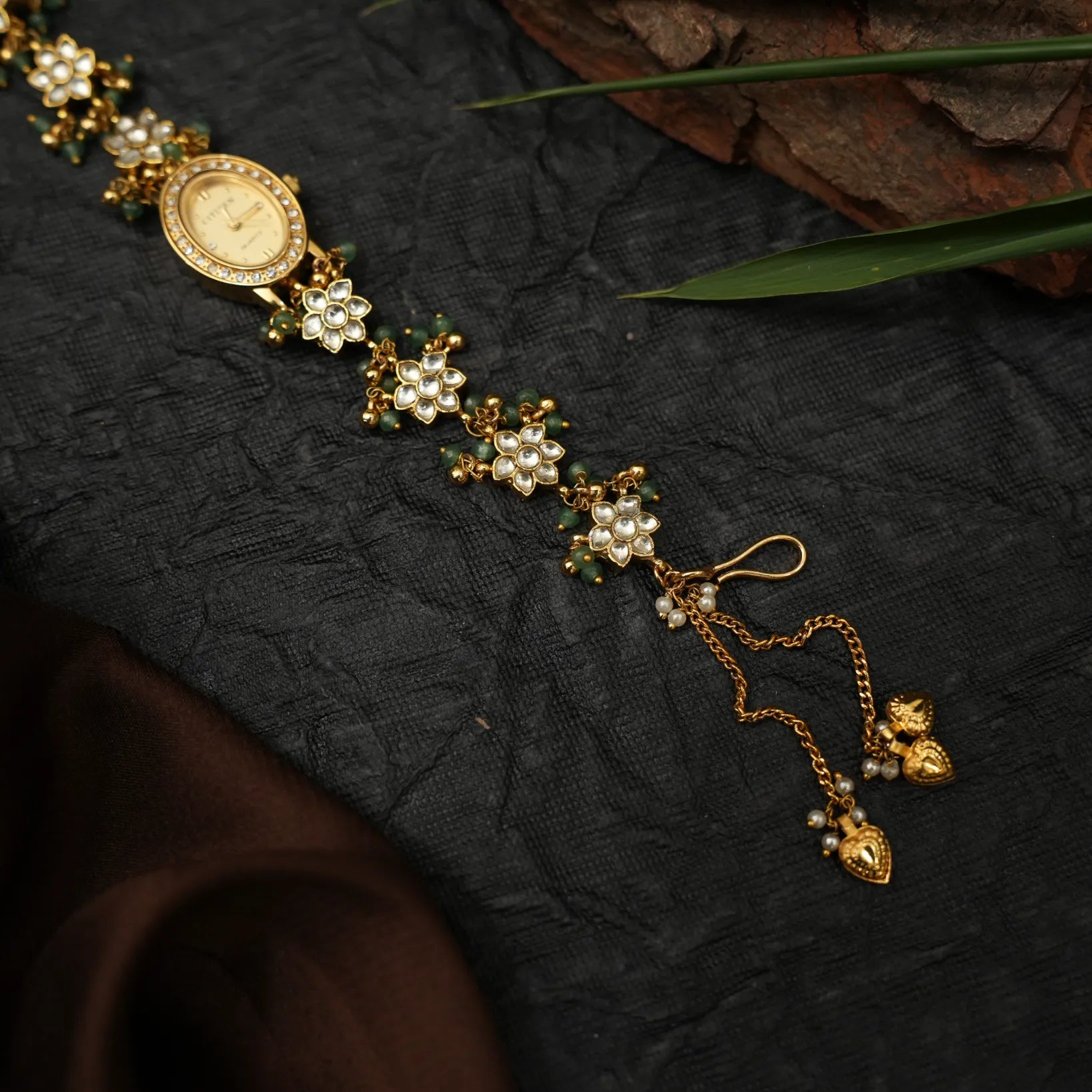 Udana Polki Watch