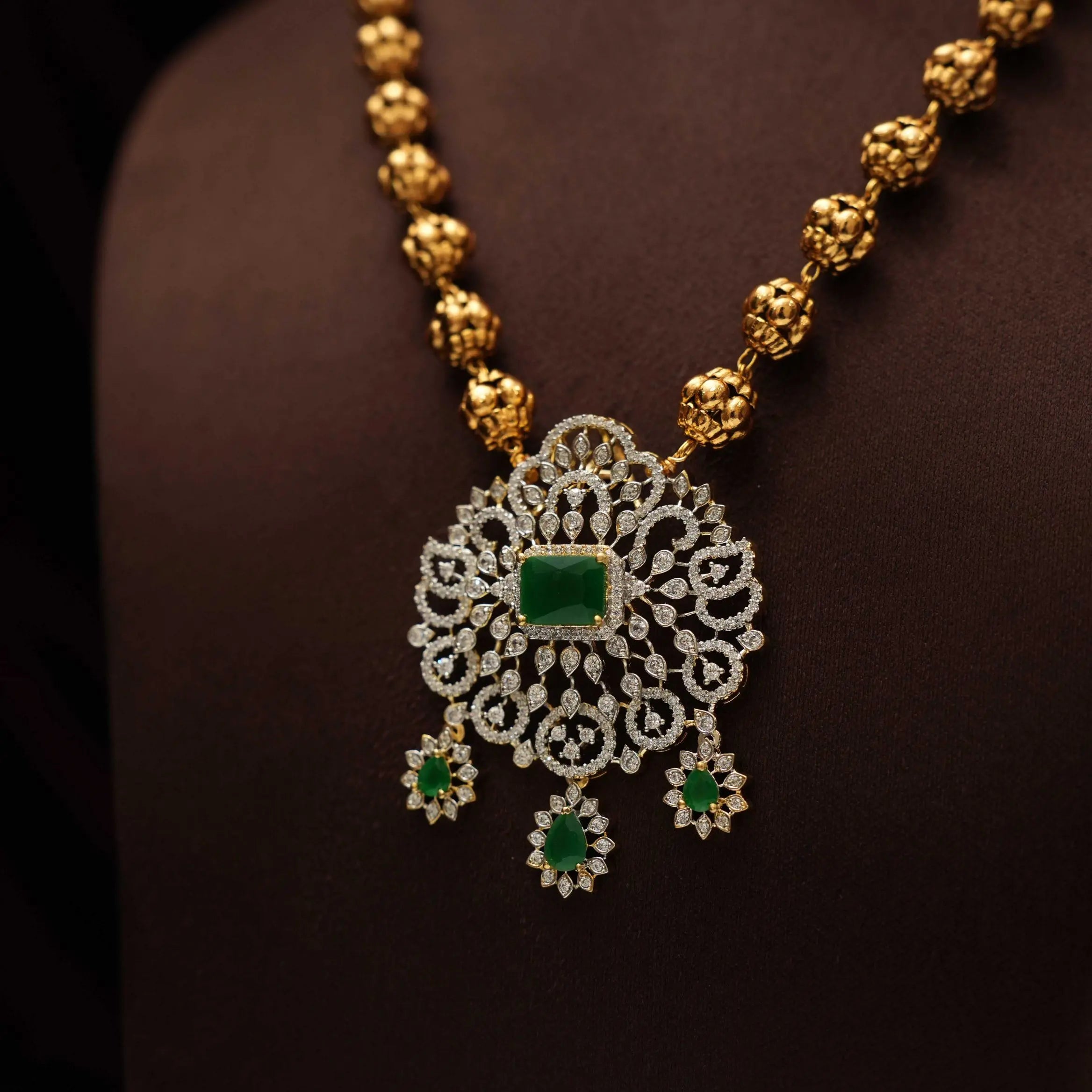 Udipti Antique Zircon Necklace
