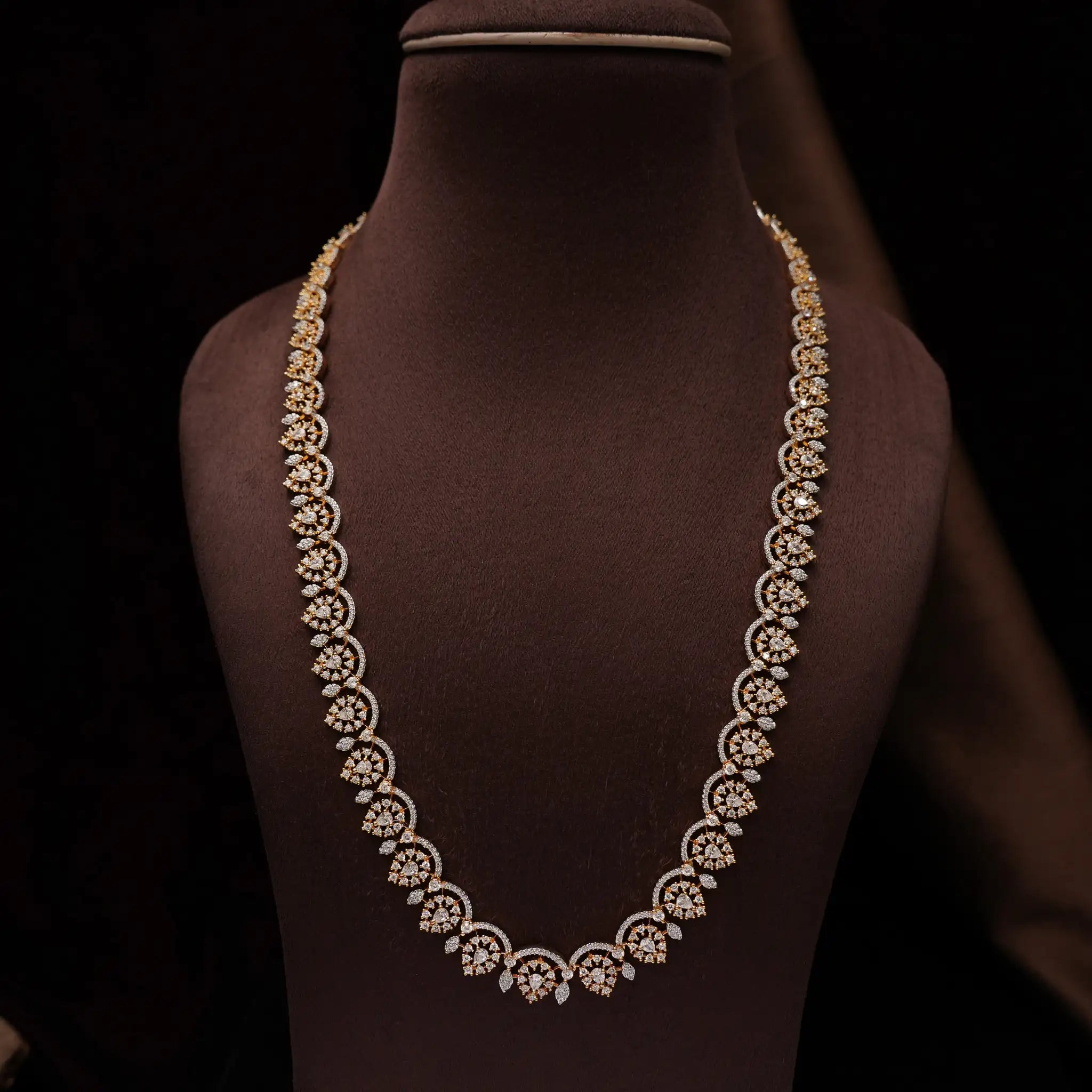 Uditi Zircon Necklace