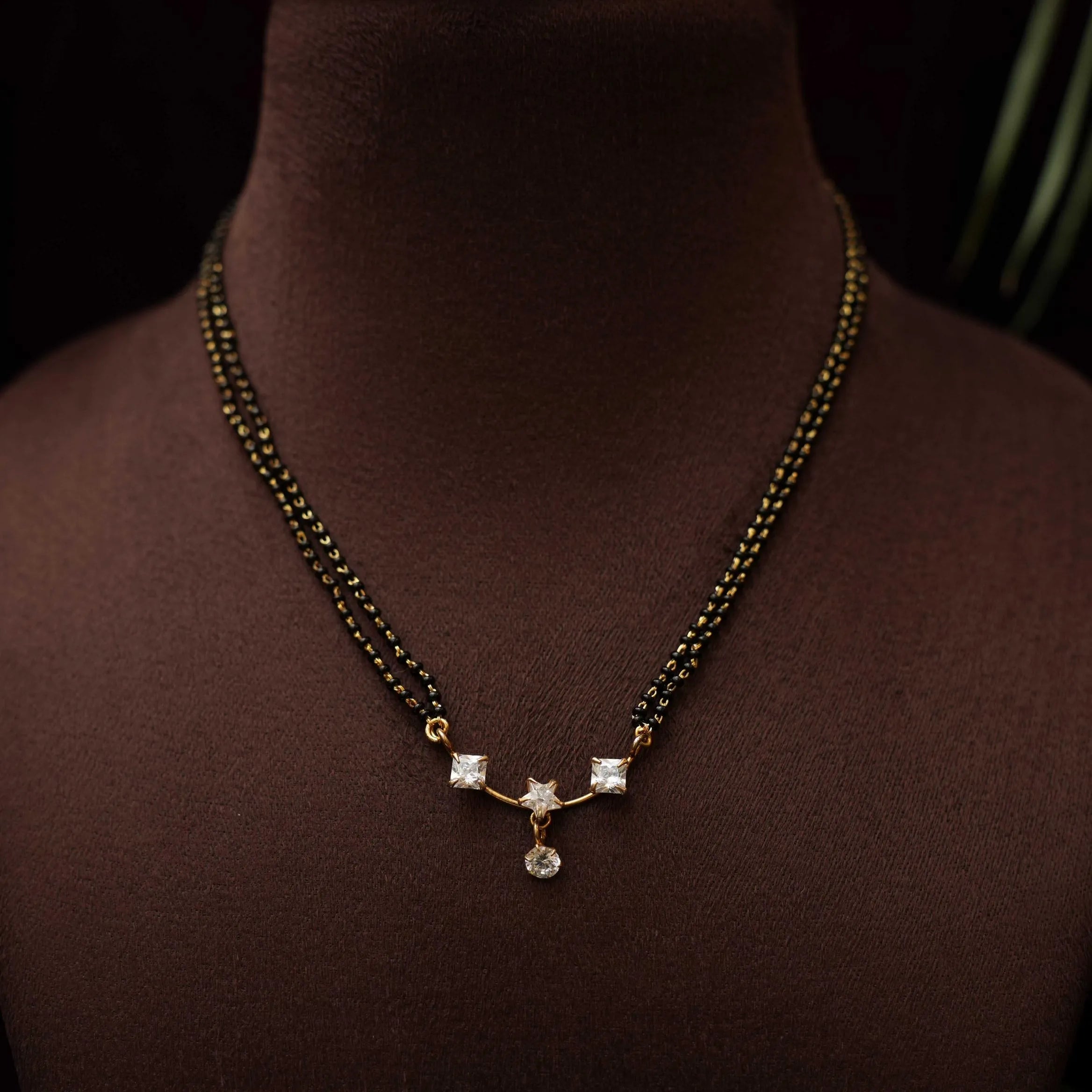 Ushi Zircon Necklace - Rimli Boutique