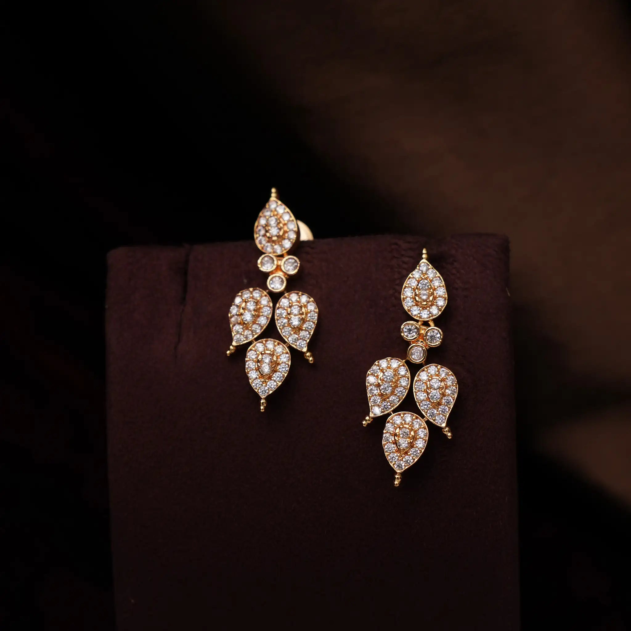 Vaanika Zircon Mango Necklace - Nia