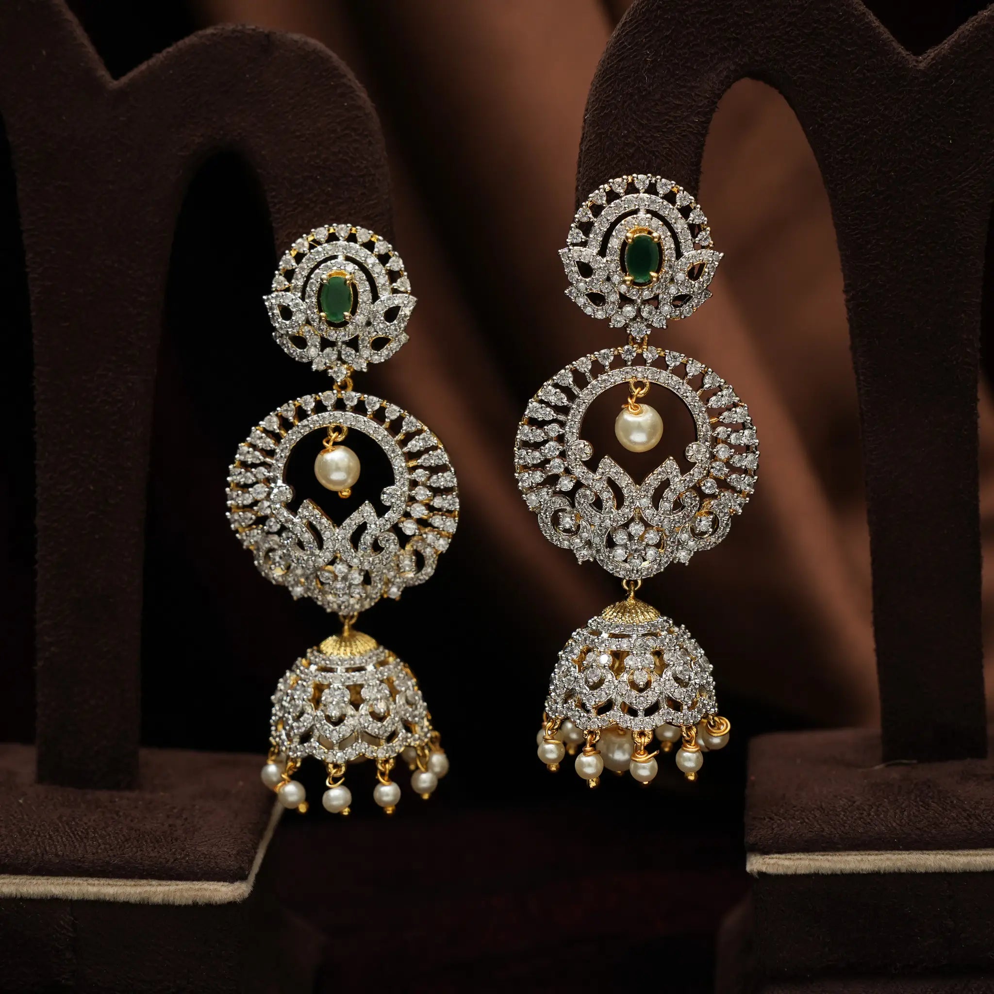 Vachika Zircon Necklace