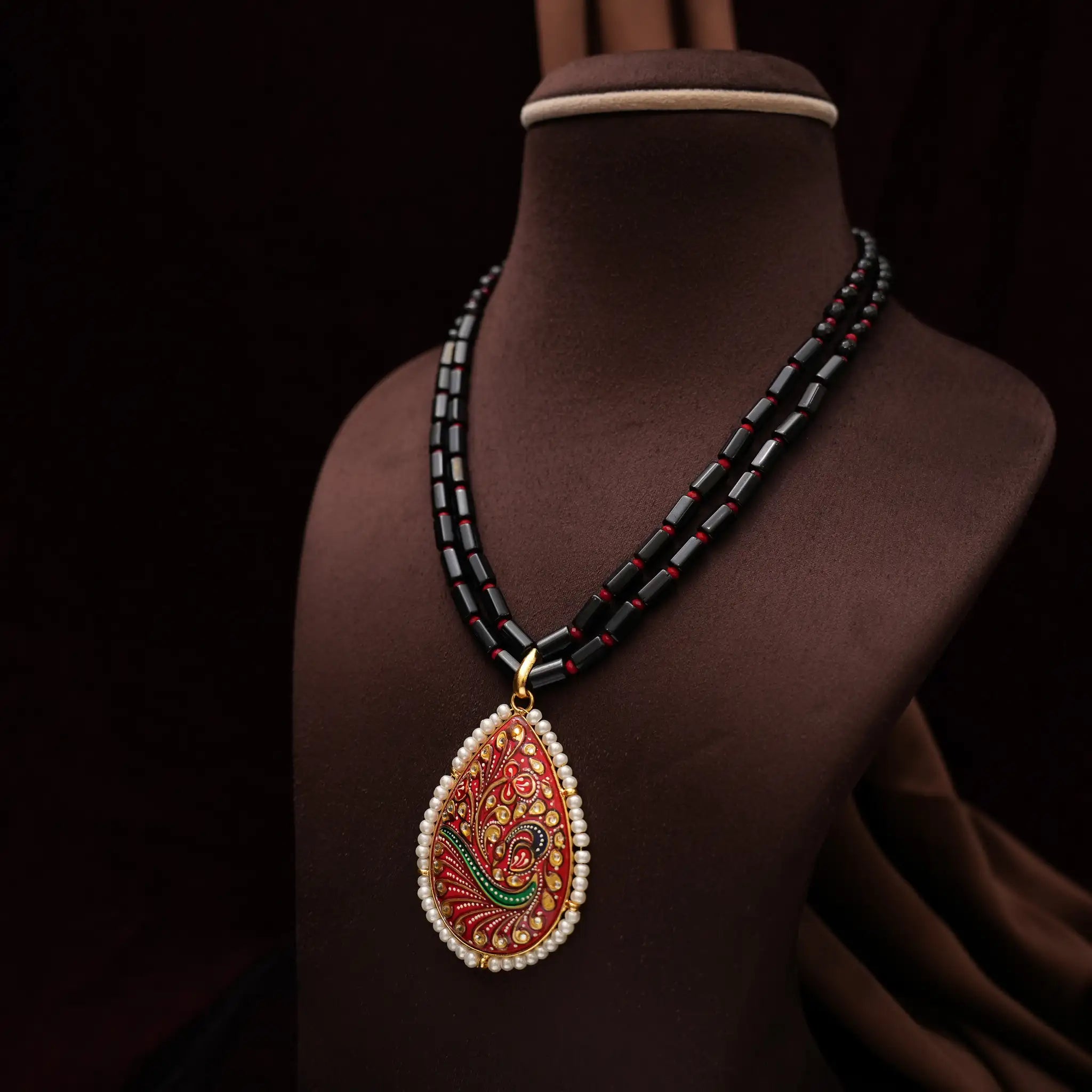 Vadhatra Beaded Necklace