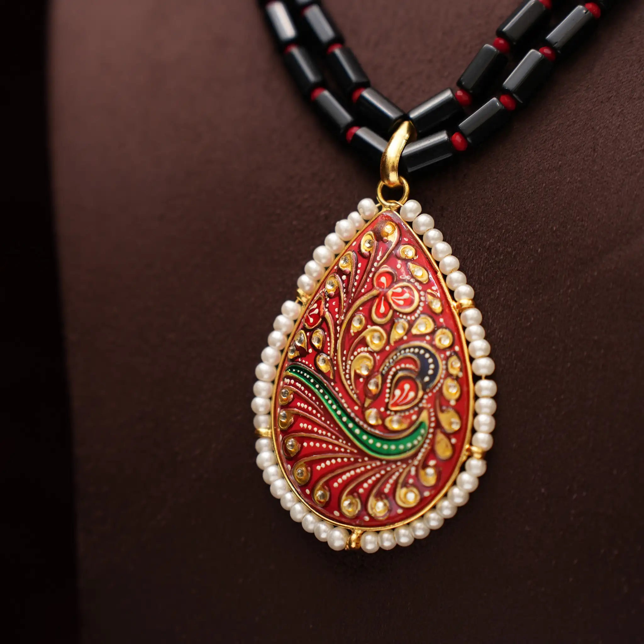 Vadhatra Beaded Necklace