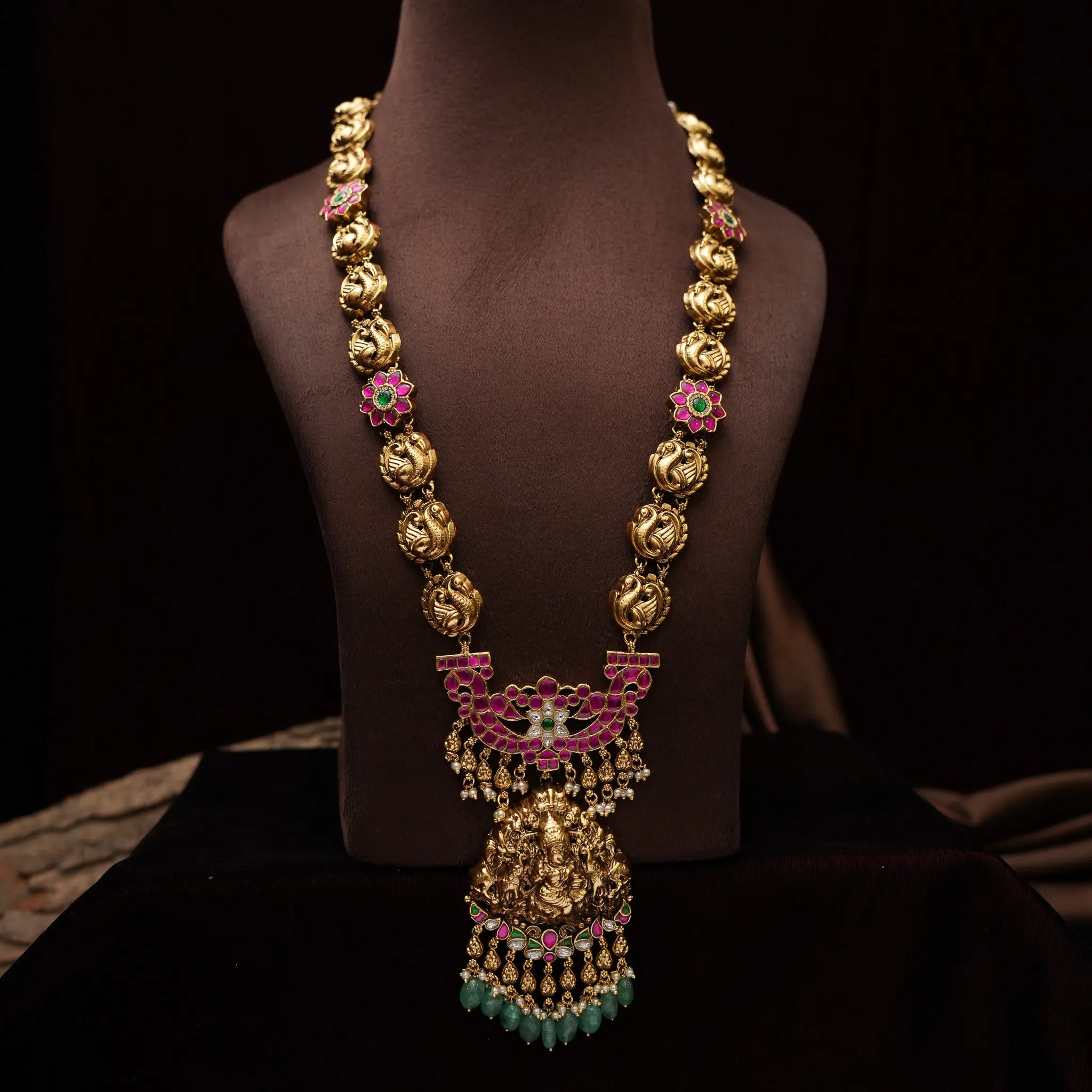 Vagisha Antique Necklace - Beaded