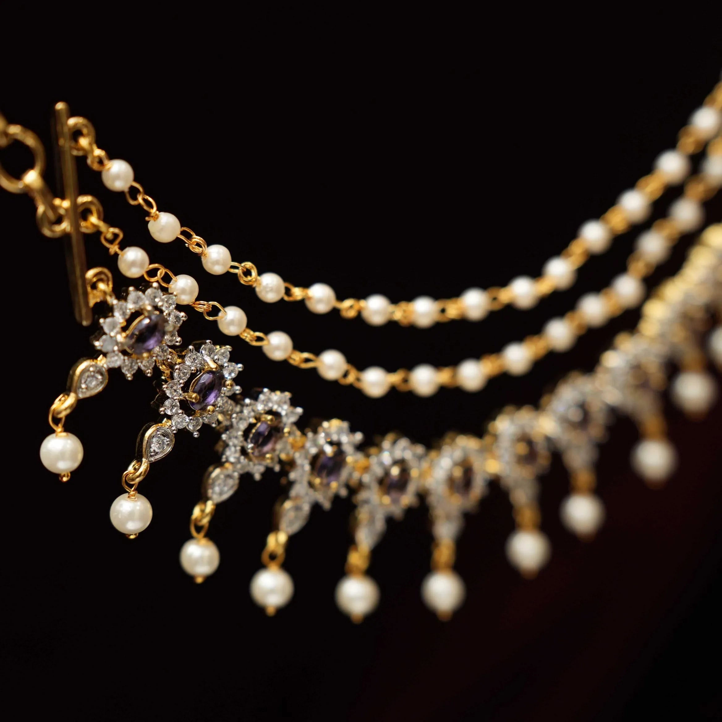 Vagushi Zircon Ear Chain - Purple