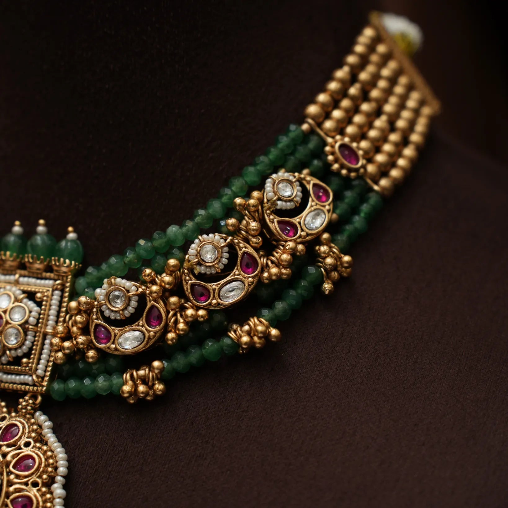 Vaini Polki Choker