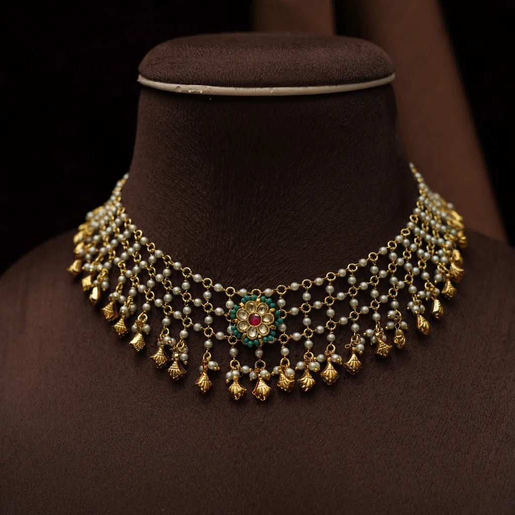 Vanya Polki Necklace - Aura