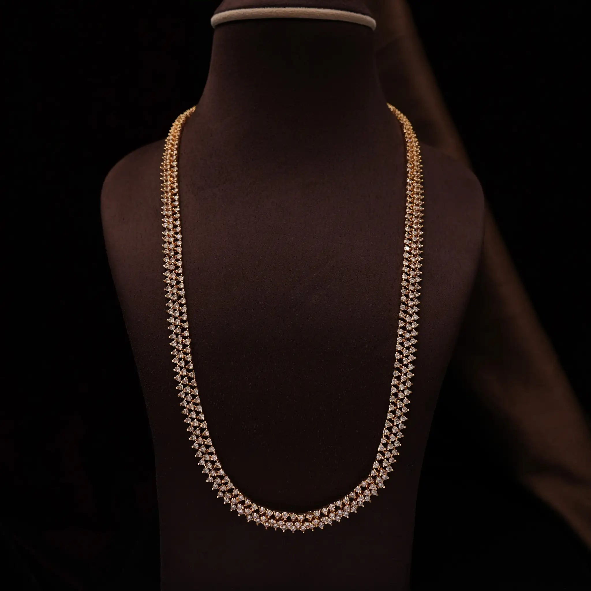 Vapusa Zircon Necklace