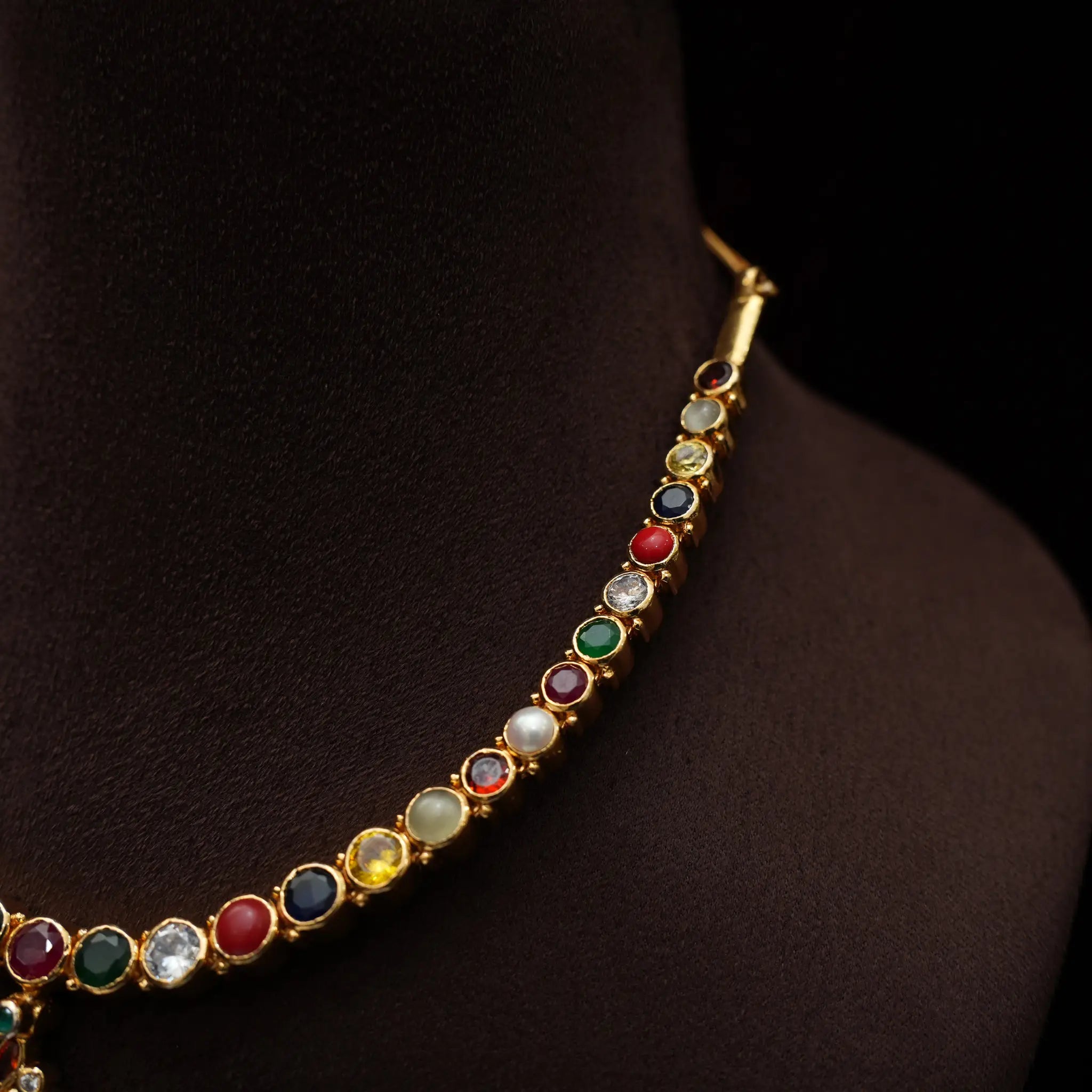 Varshini Silver Reversible Necklace