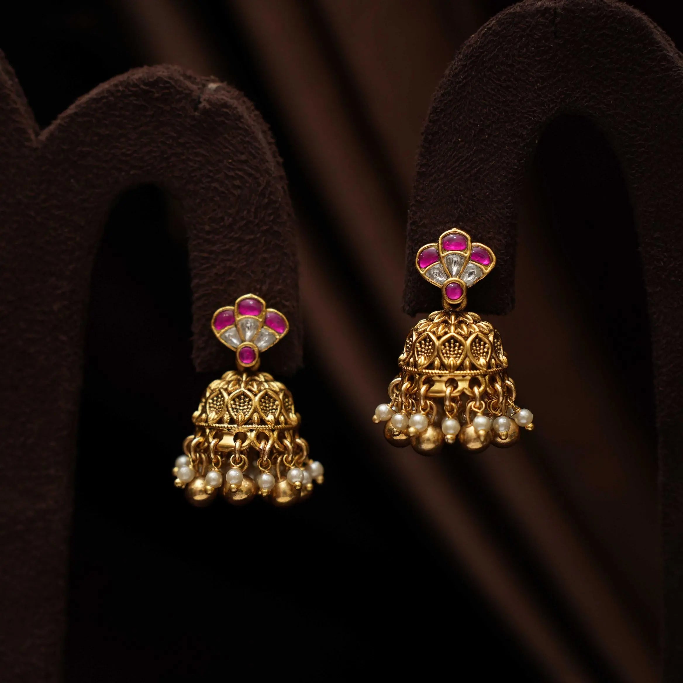 Varuja Antique Necklace - Reddish Pink