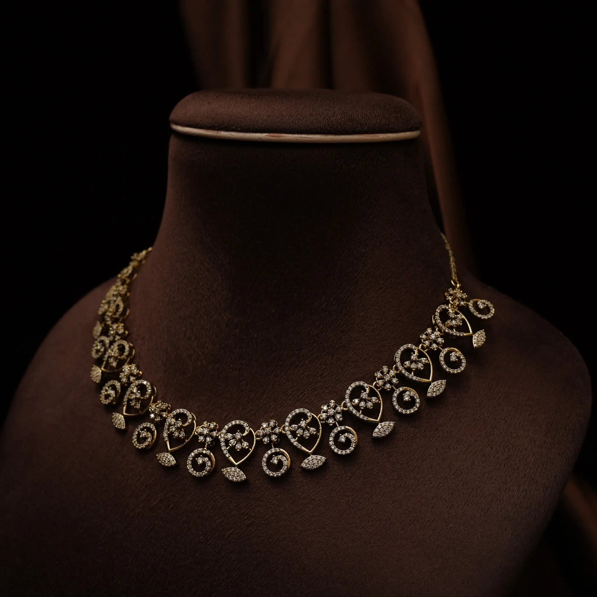 Vastala Zircon Necklace