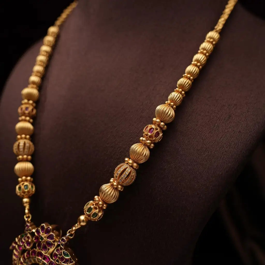 Vayuna Antique Necklace