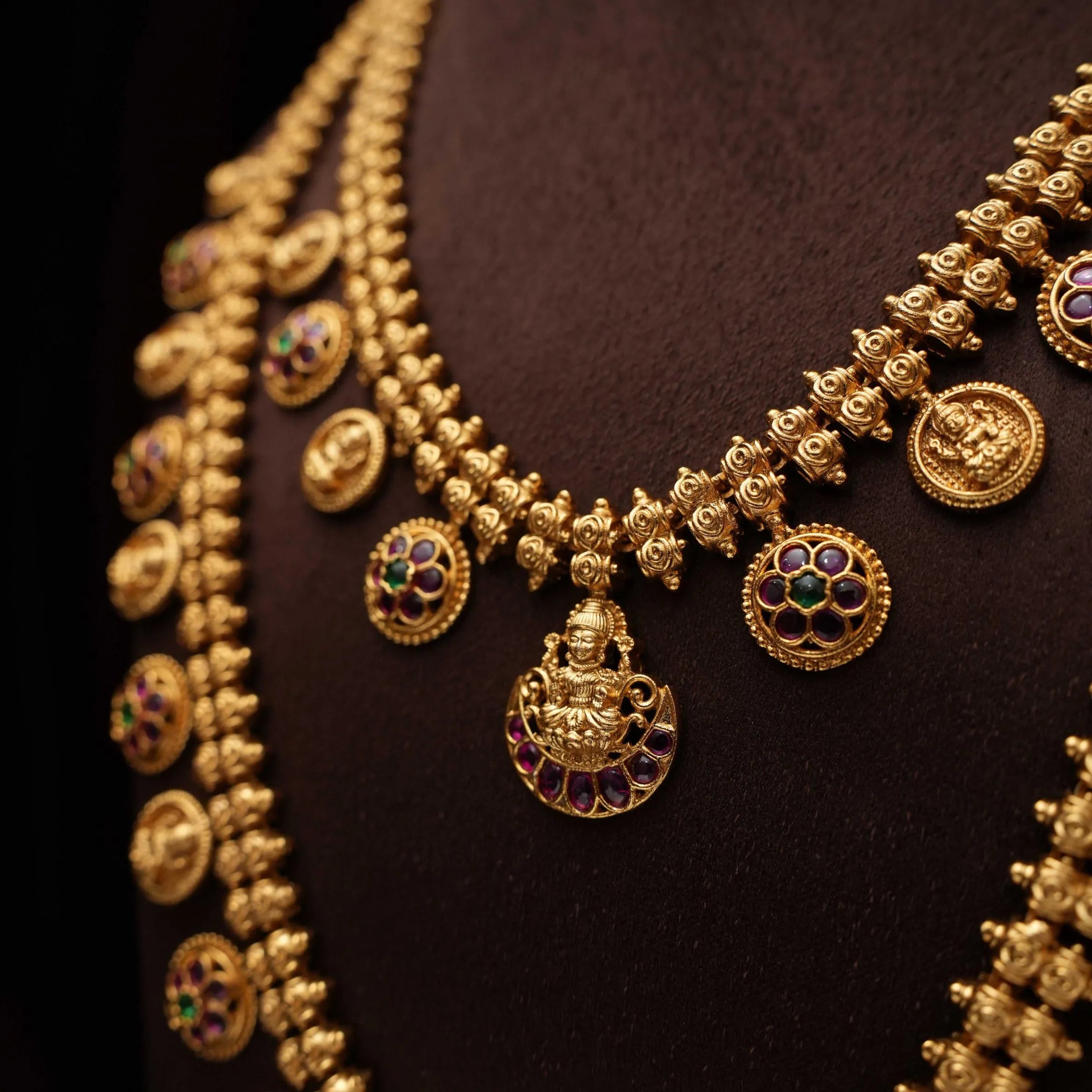 Vedika Antique Necklace