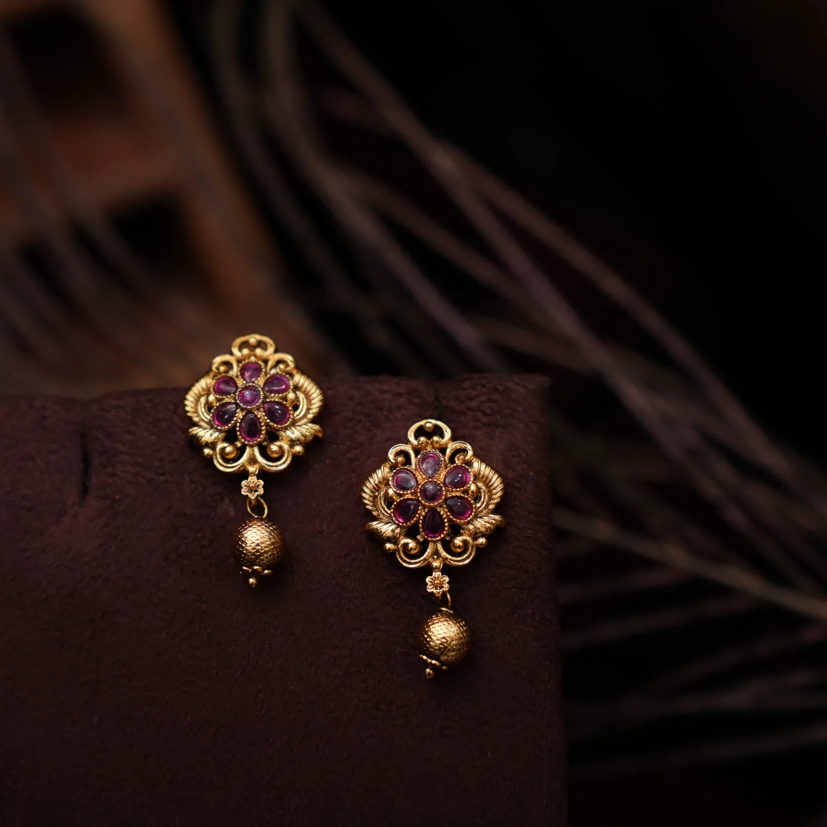 Veena Antique Ear Stud - Ruby Pink