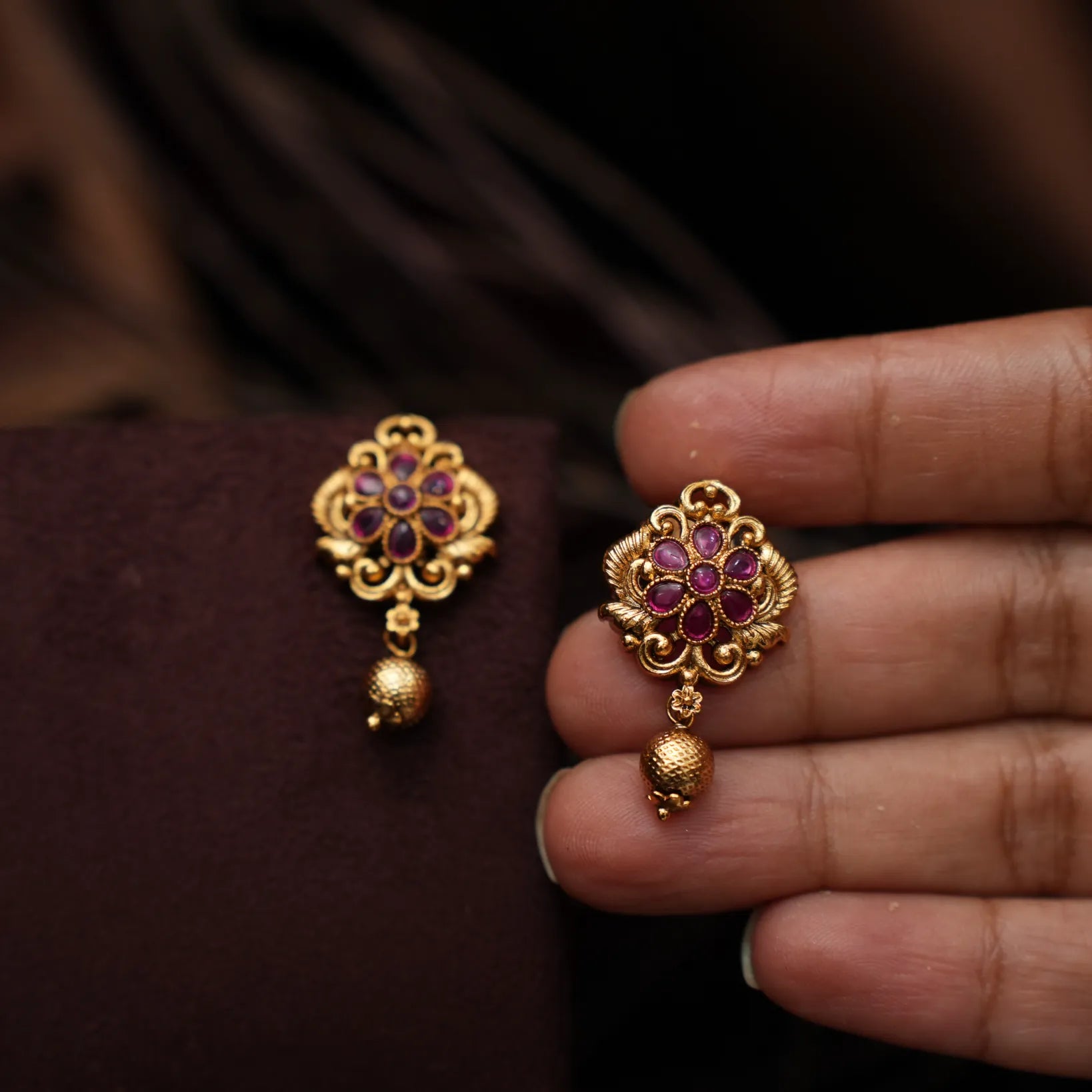 Veena Antique Ear Stud - Ruby Pink