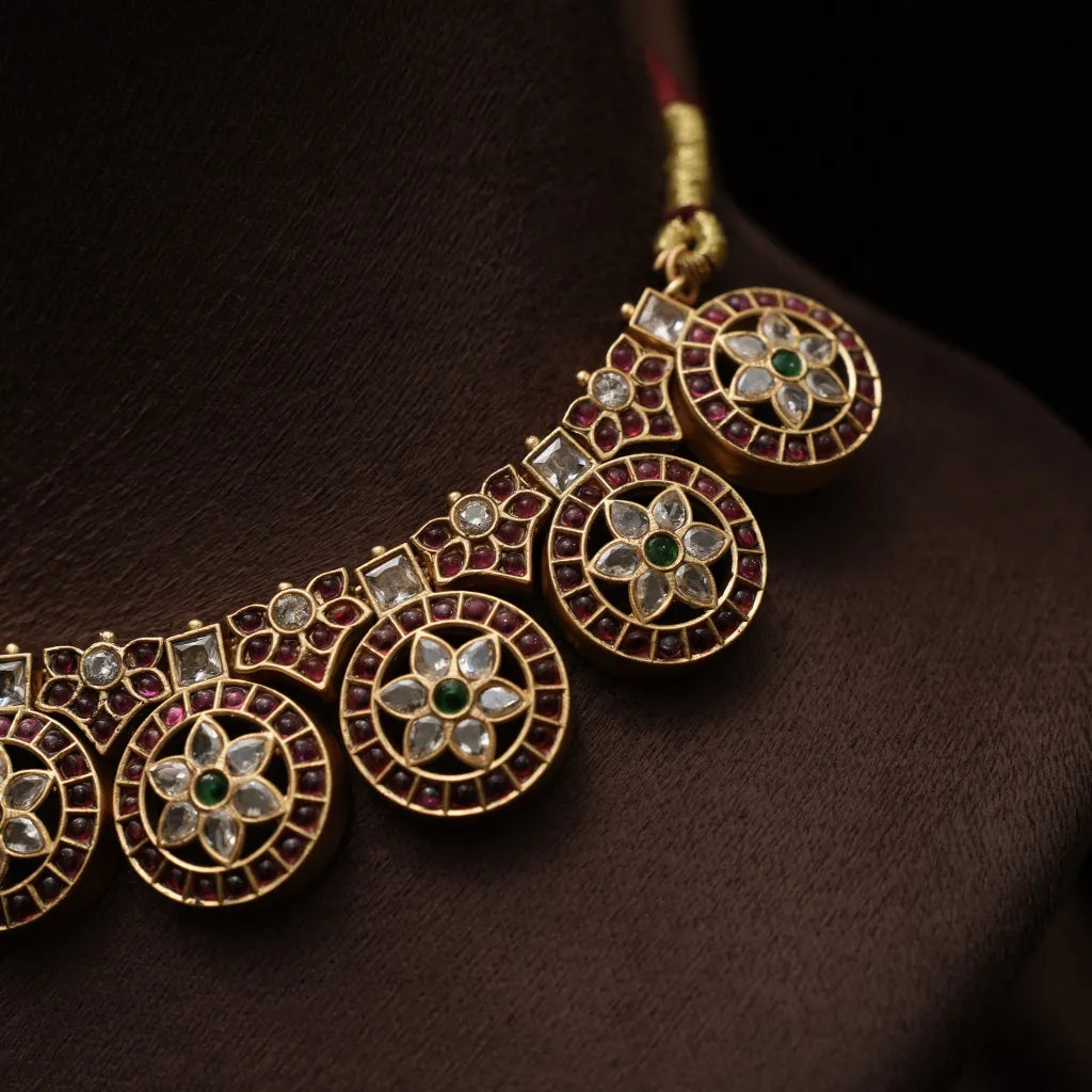 Veenya Antique Necklace