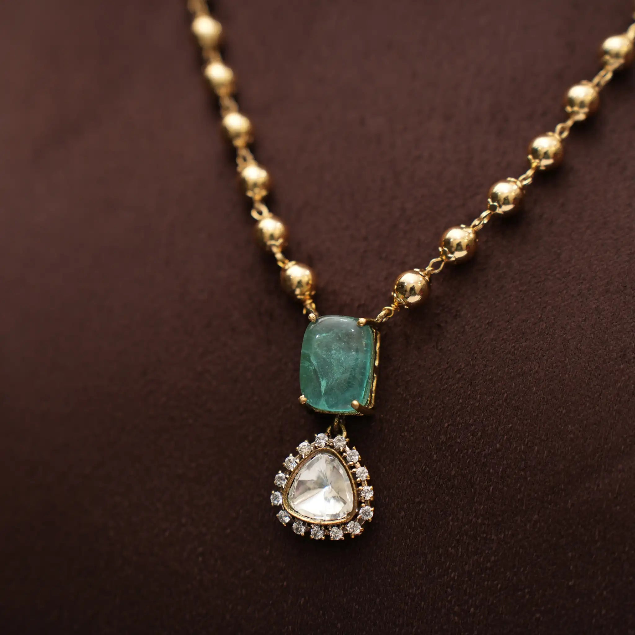 Veyona Victorian Necklace - Pastel Green
