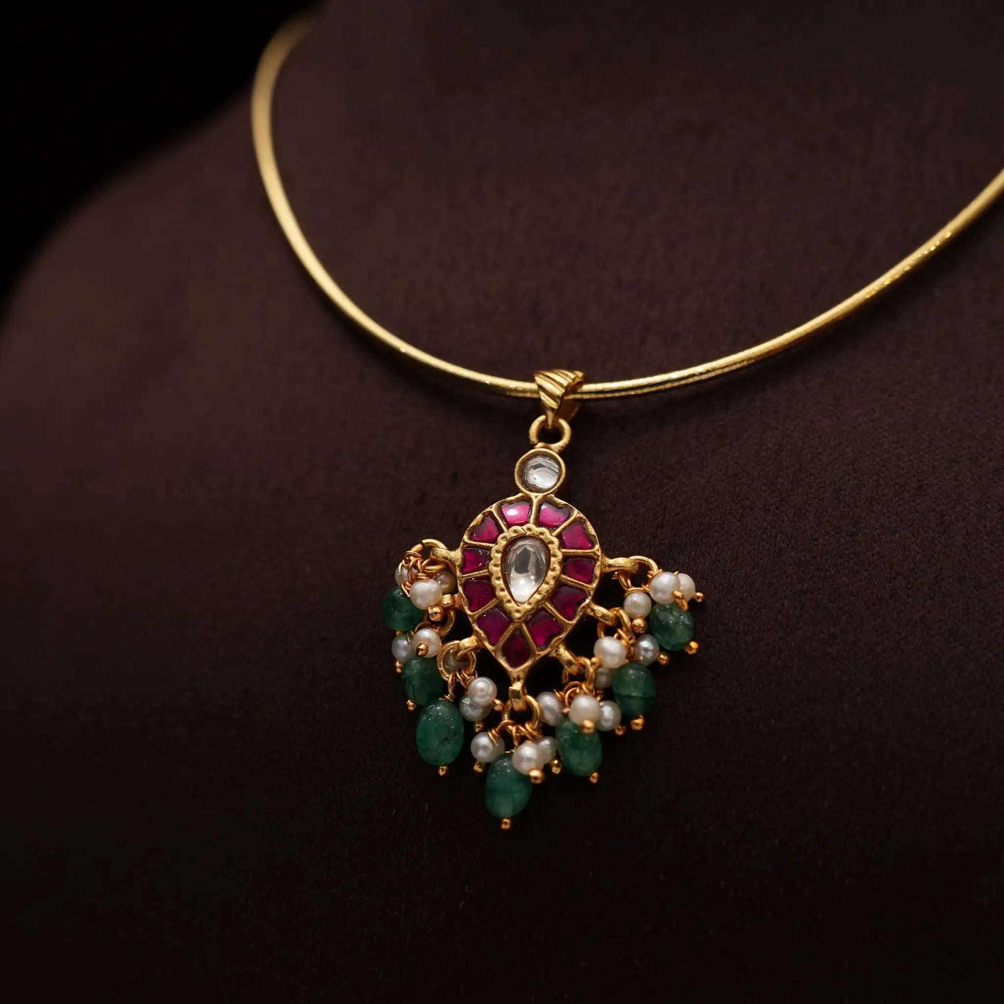 Vidhatri Hasli Necklace
