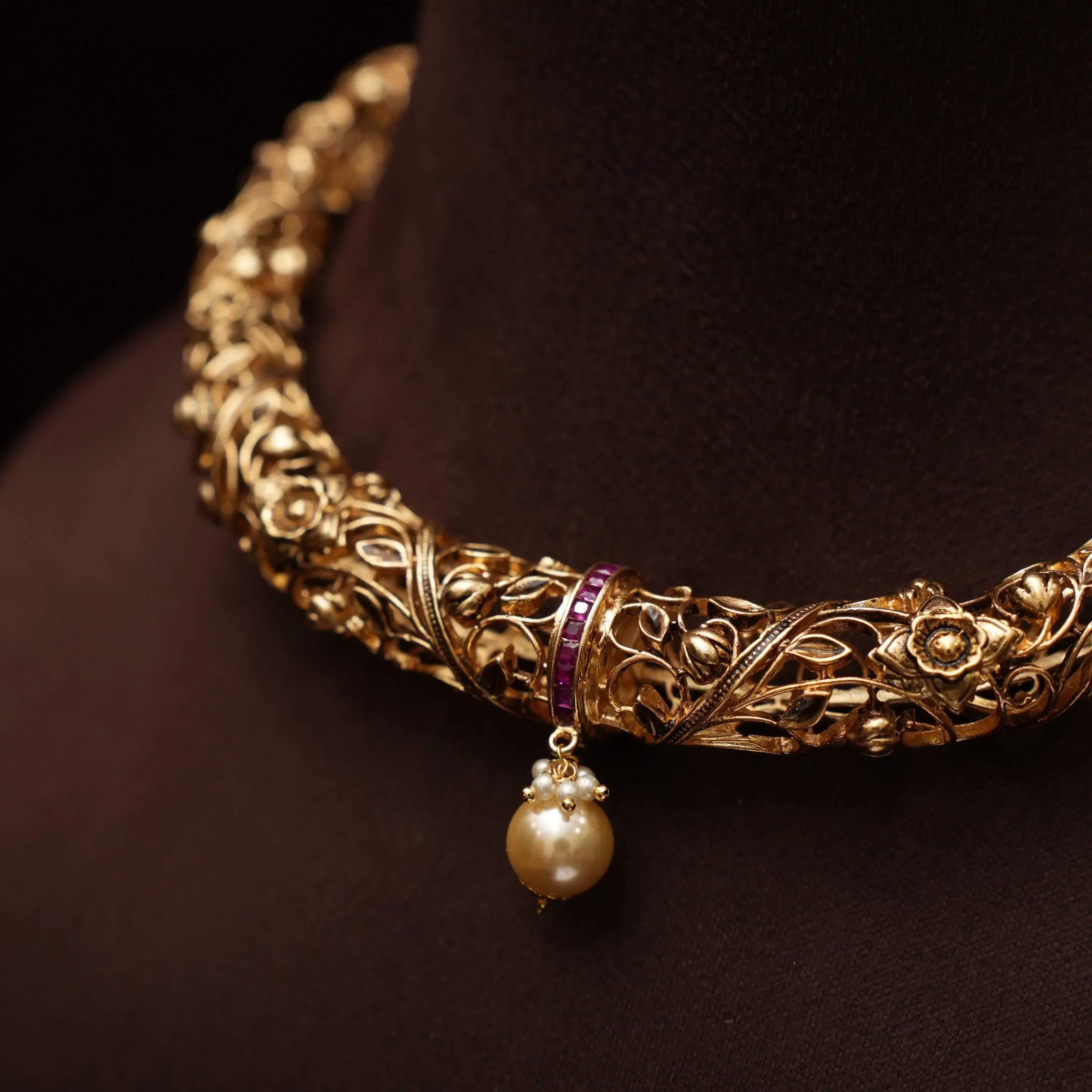 Viha Antique Hasli Necklace