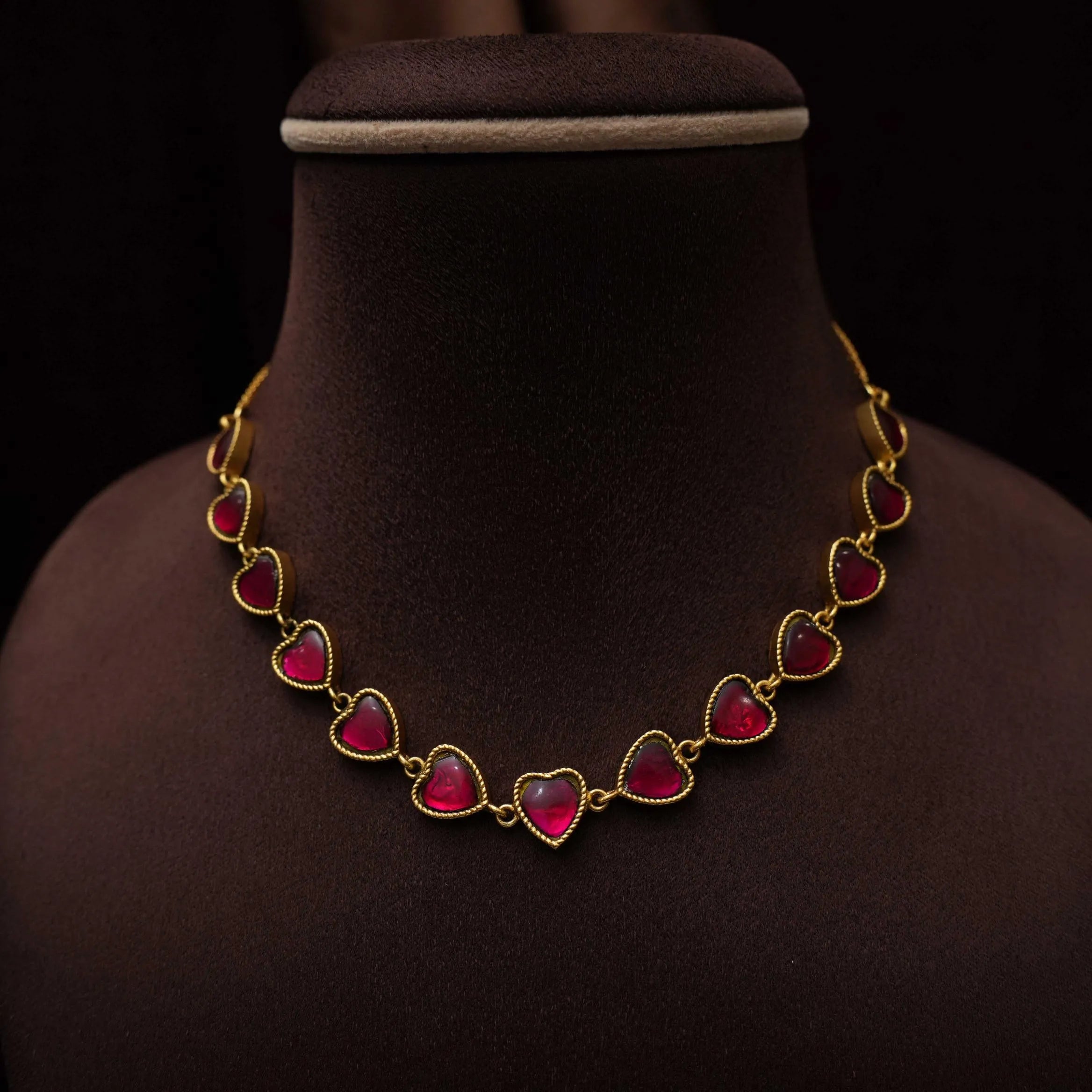 Viha Polki Minimal Necklace - Red