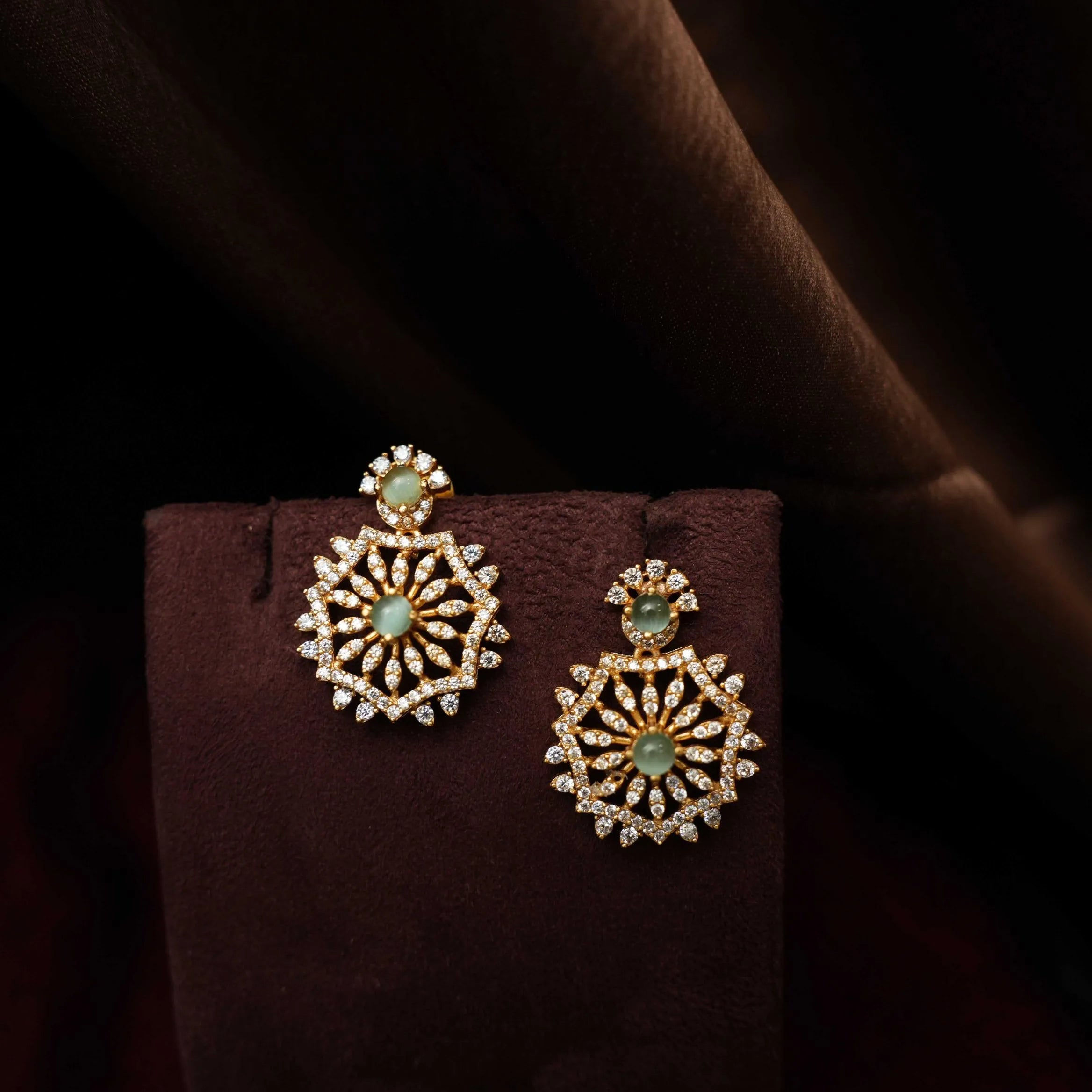 Vihank Beaded Choker