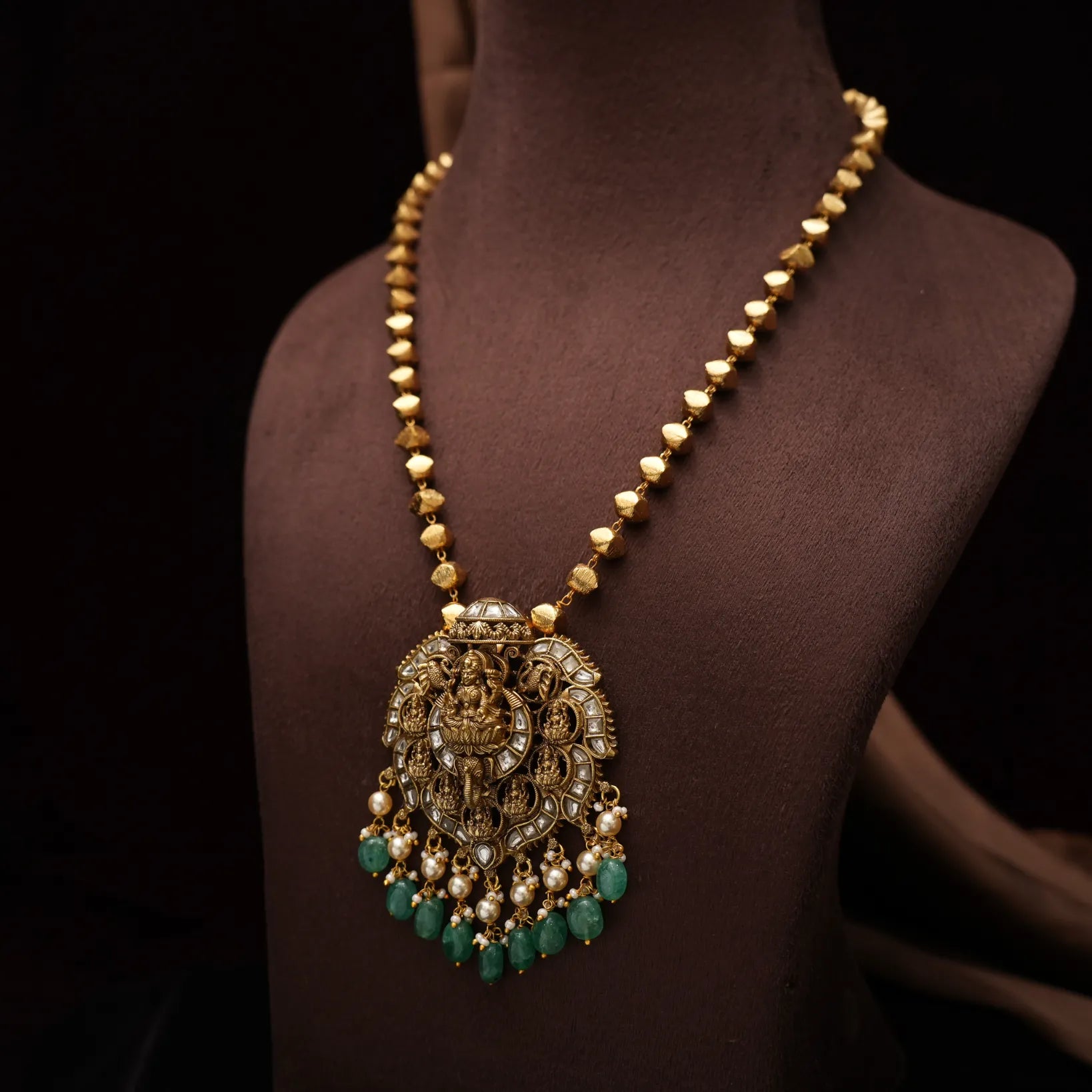 Vihara Antique Necklace