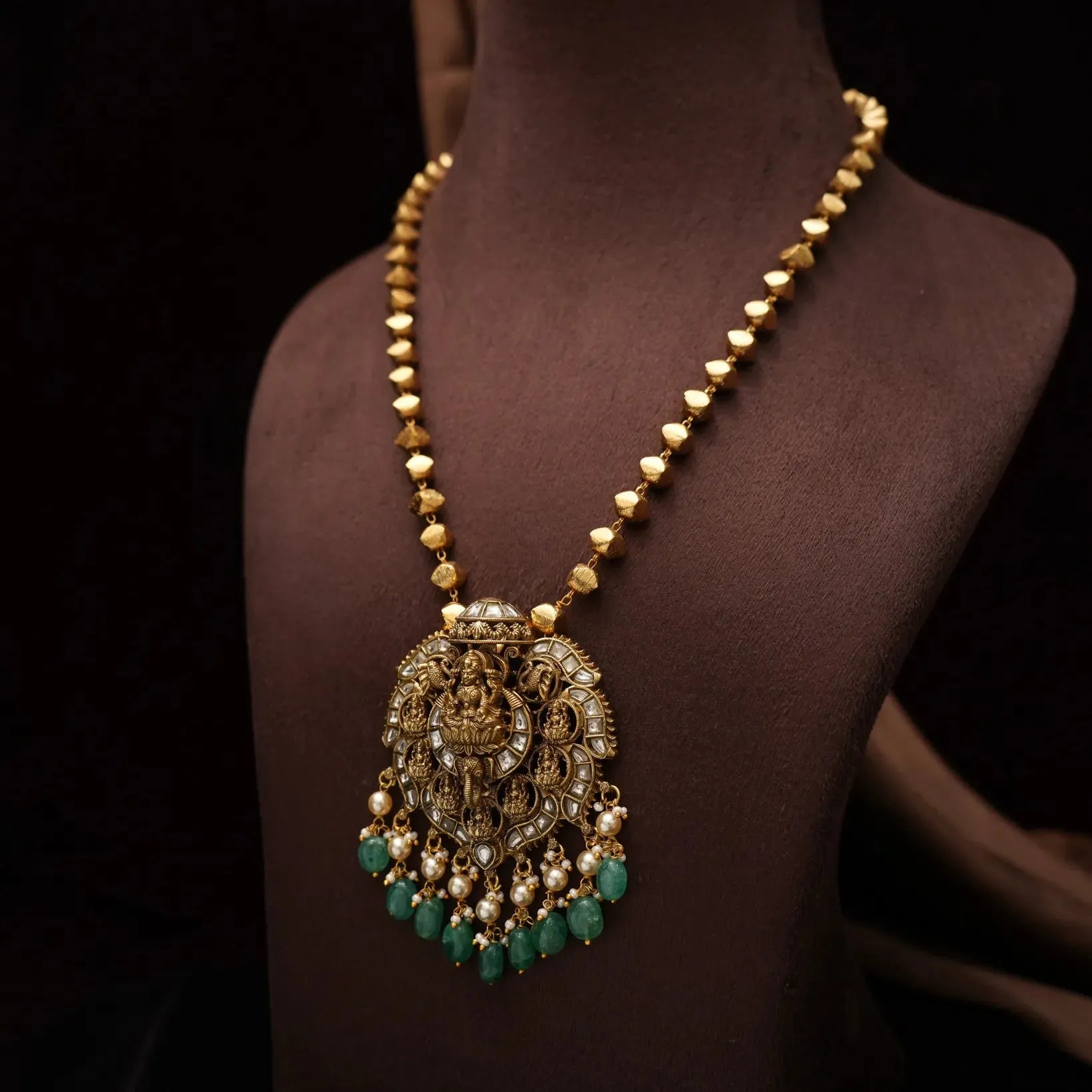 Vihara Antique Necklace