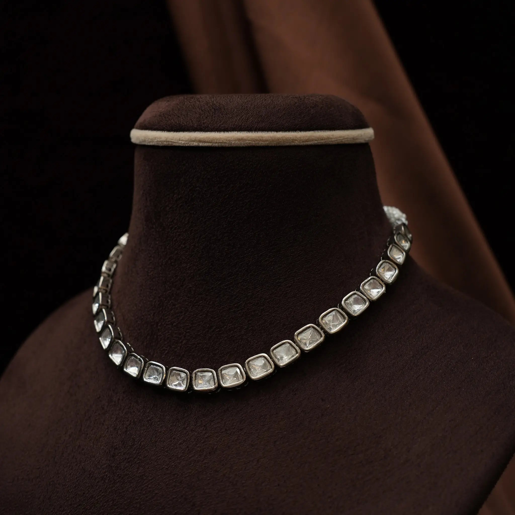 Virve Kundan Necklace