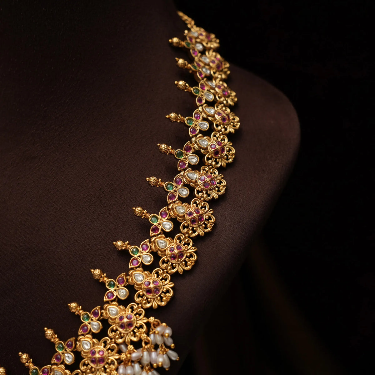 Vrishtik Guttupusulu Necklace