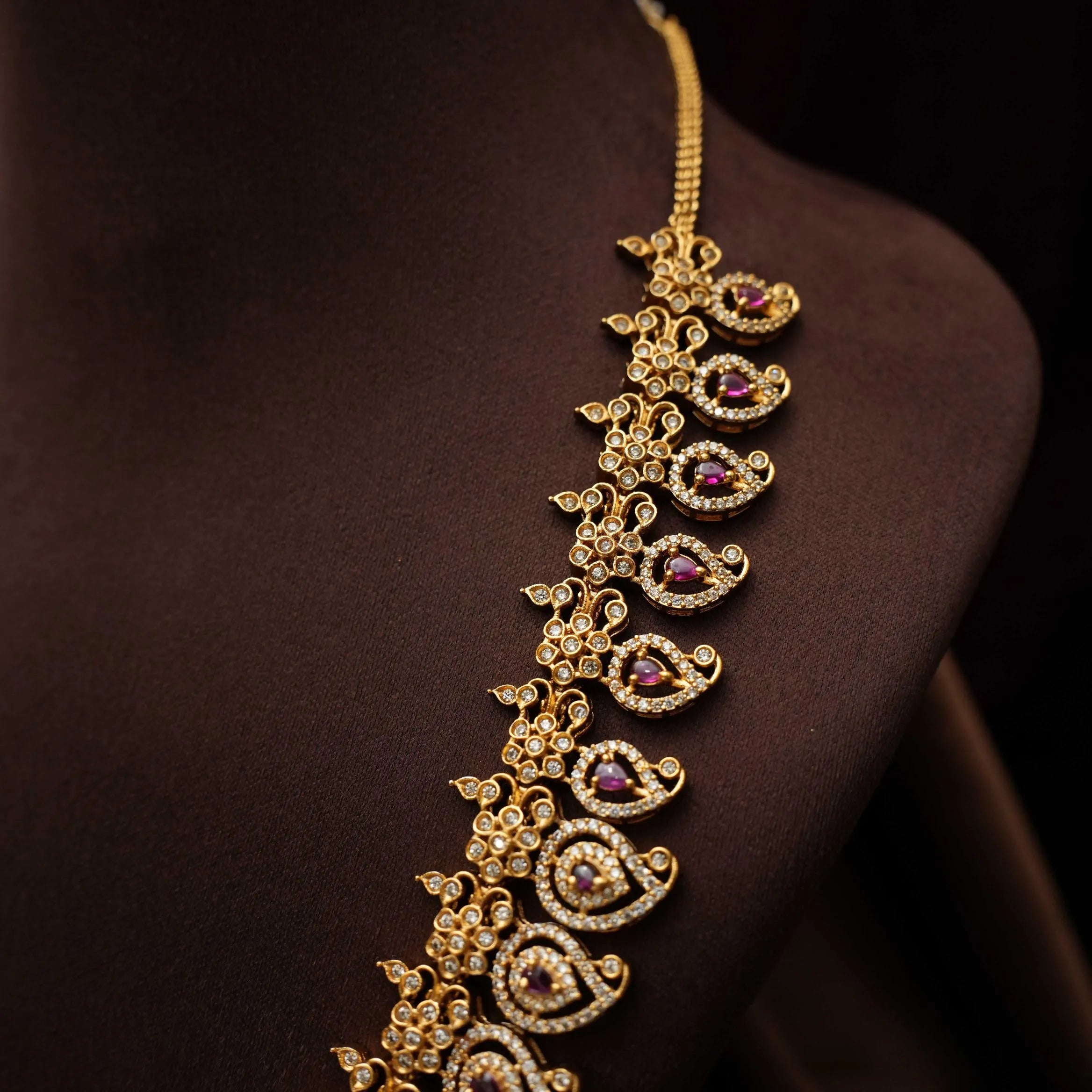 Wamika Antique Necklace - Red