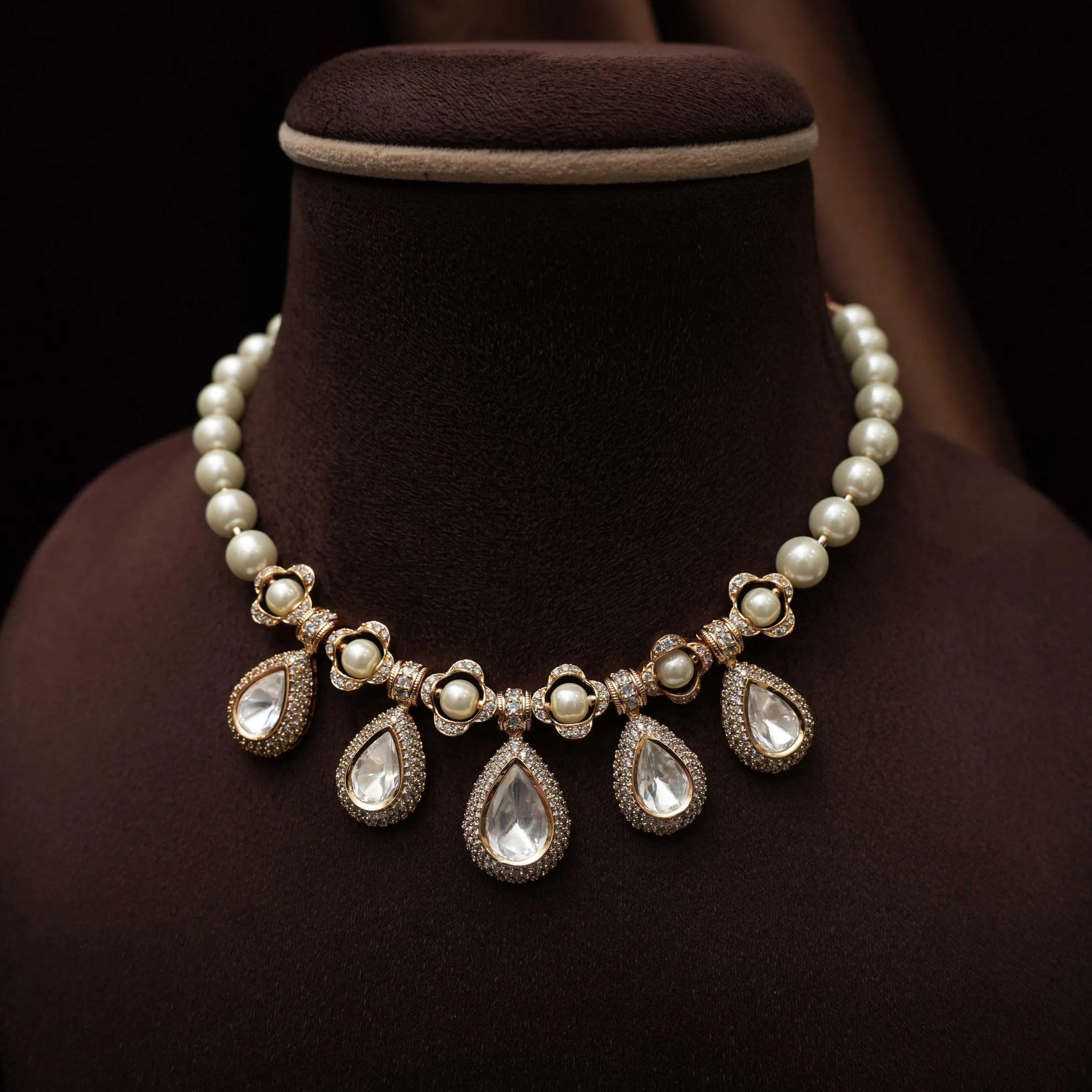 Yadvi Victorian Pearl Necklace