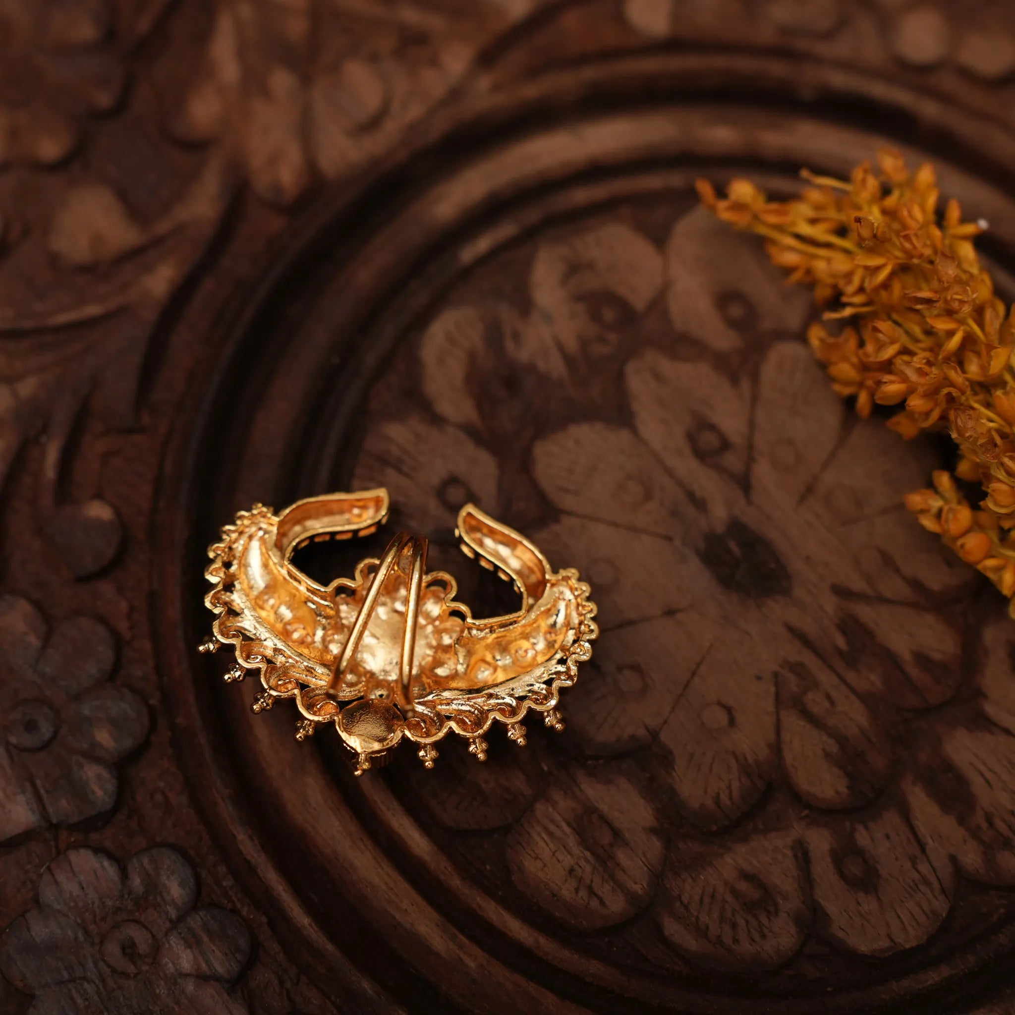 Yashvika Antique Hair Pin / Rakkodi