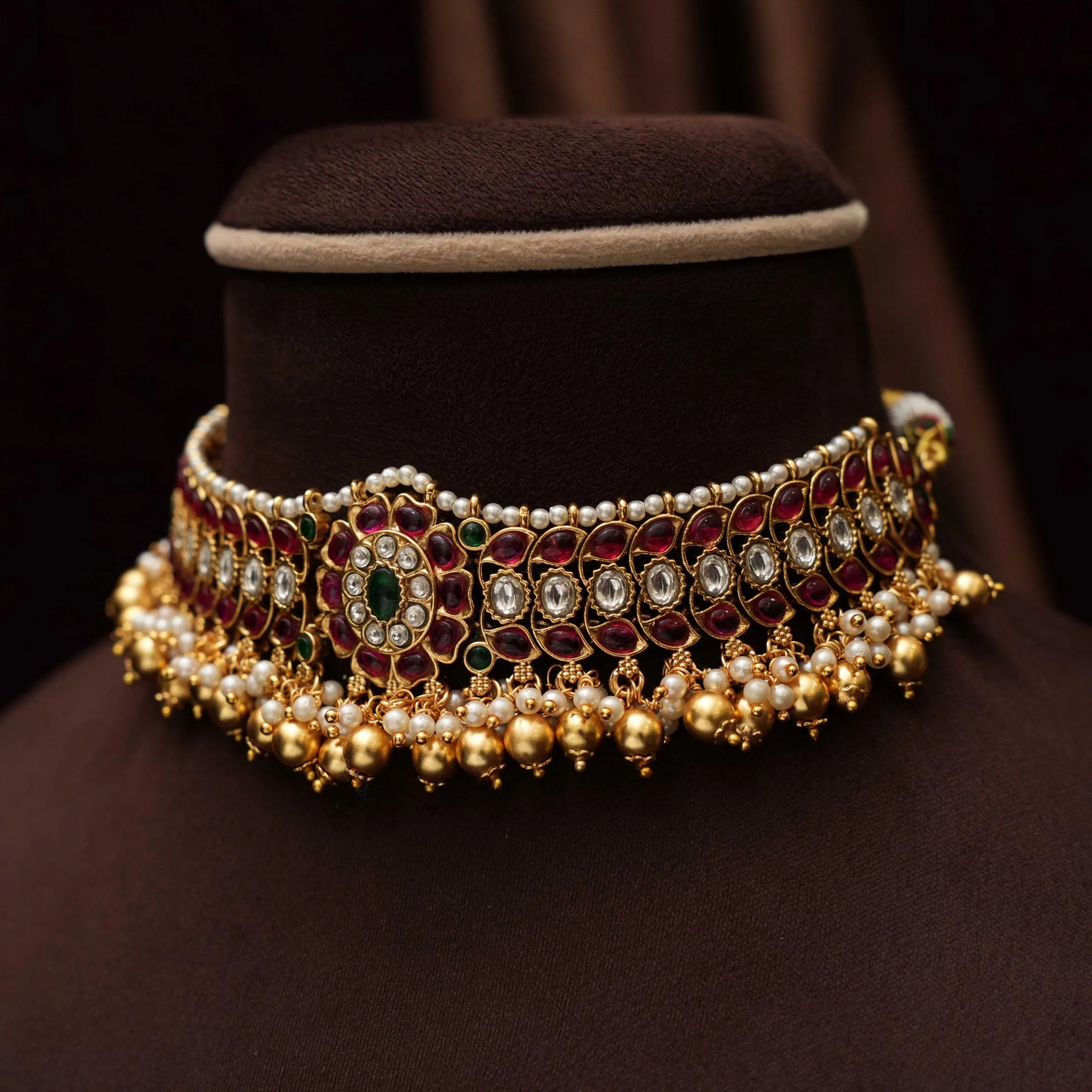 Yuvika Antique Necklace