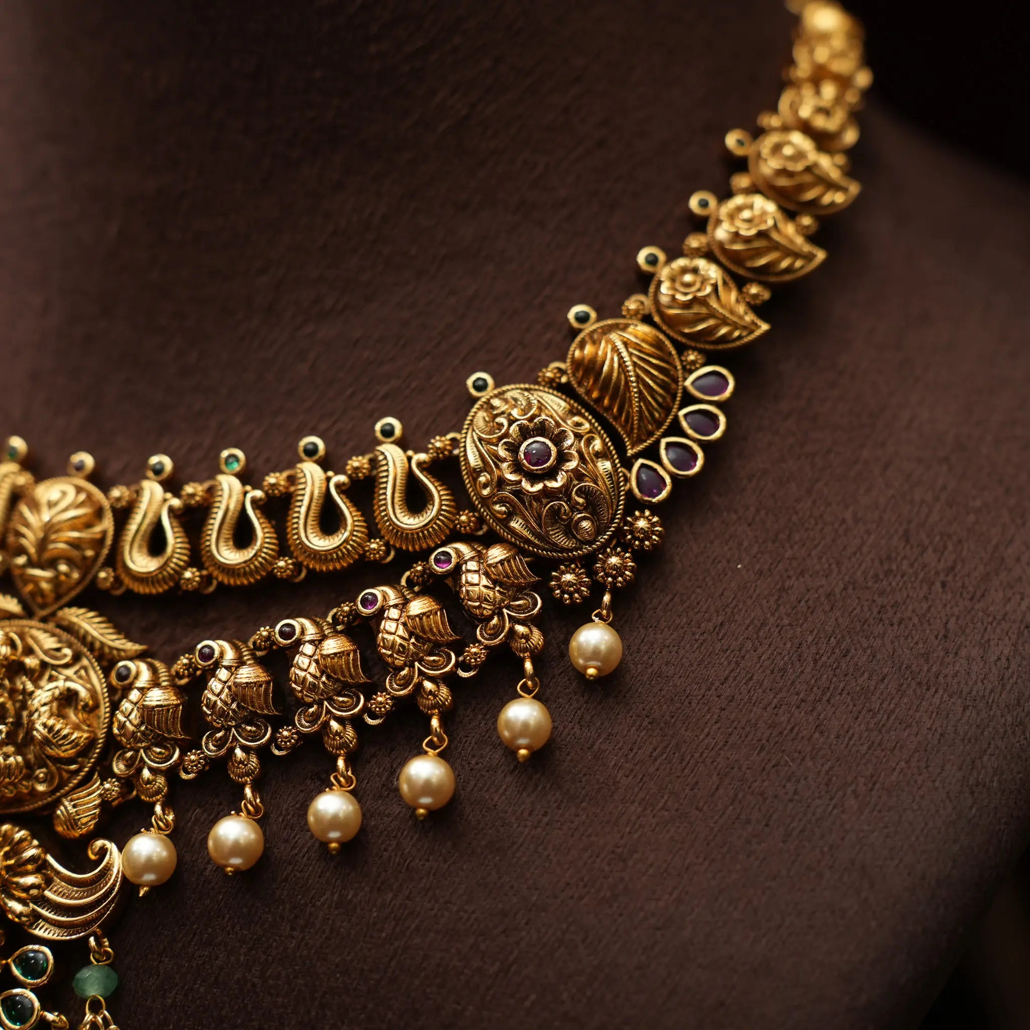 Zehra Antique Choker