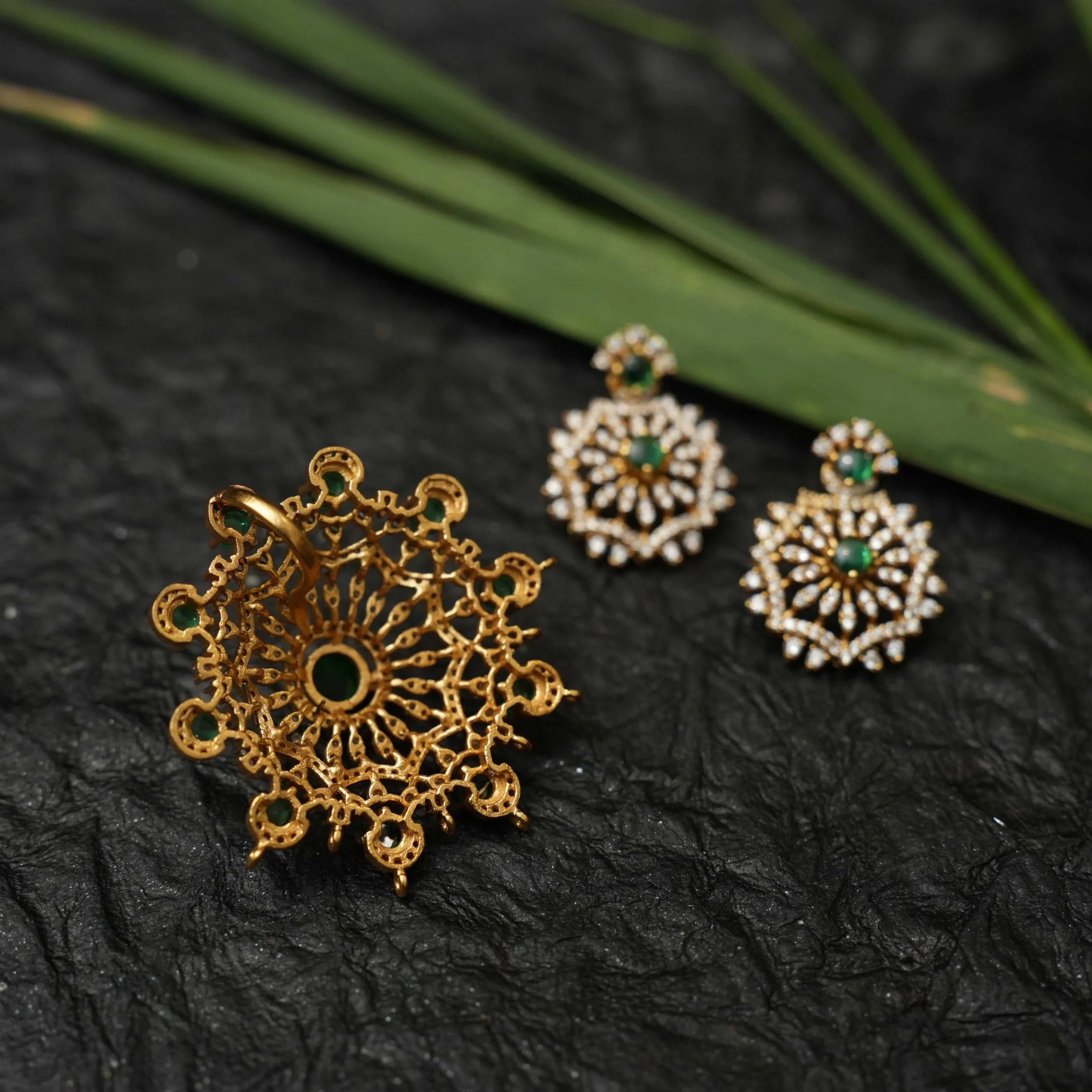 Zendaya Zircon Pendant - Green