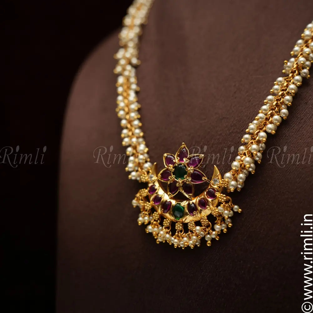 Mathini Chand Pearl Necklace